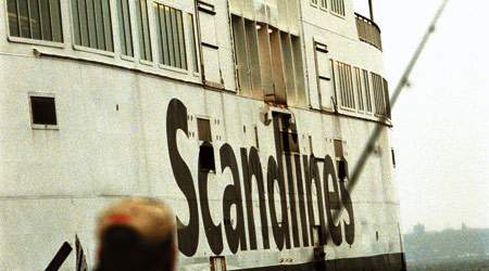 I 2007 garanterede transportministeren og Folketingets finansudvalg job til de ansatte hos rederiet Scandlines frem til august 2010. (Arkivfoto.)