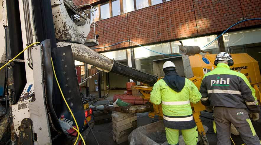 Med godt 400 ledige bygningsarbejdere alene i BJMF er det ifølge Claus Westergreen overraskende, at omkring hver tredje på de københavnske byggepladser er udlænding. Blandt andet på DI-byggeriet på Rådhuspladsen er der udenlandsk arbejdskraft.