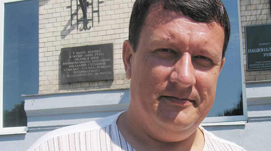 - Det er nødvendigt, at de studerende får et diplom, der fortæller, hvad de har lavet og lært i Danmark, mener Vadym Tkachuk, der er leder af praktikantafdelingen på Ukraines største landbrugsuniversitet. (Foto: Morten Halskov.)