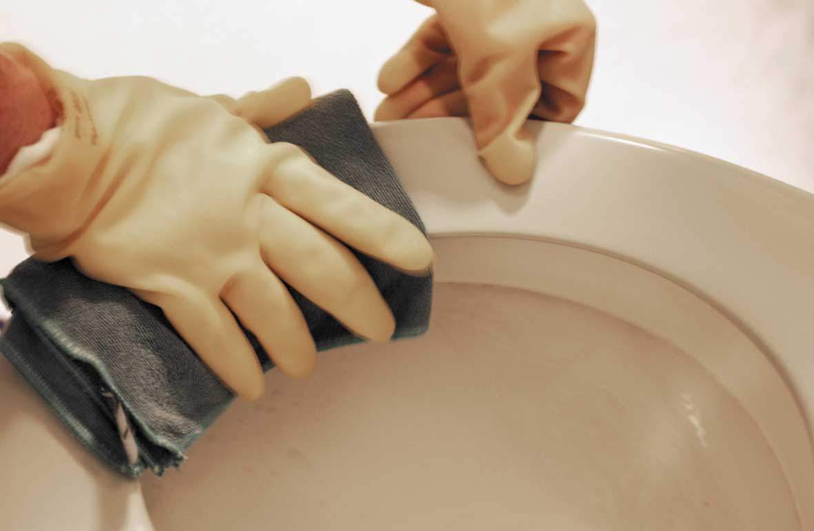 Rengøringsansatte kan altid henvende sig i deres 3F-afdeling for at få tjekket deres lønseddel.