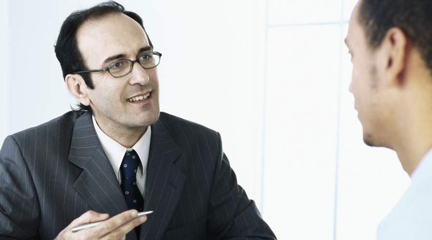 - Er du ryger? Dette spørgsmål kan man som jobsøgende sagtens blive stillet i en ansættelsessamtale. Det er fuldt ud lovligt for arbejdsgiveren at spørge. (Foto: Colourbox)