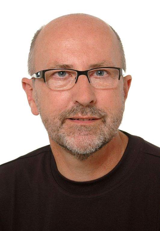 - Vi mener, det ville være rimeligt – også i forhold til de tidligere ansatte - at få undersøgt eksponeringen og få klarlagt risikoen i forhold til det sundhedsskadelige, siger Jesper Bælum