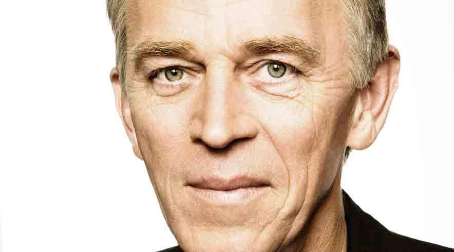 - Befolkningen kan godt gennemskue, hvilken vej det går. Minimale skattelettelser til de rigeste i samfundet er ikke det, befolkningen vil have. De vil sikre de gamle, de syge og børnefamilierne, siger Villy Søvndal.