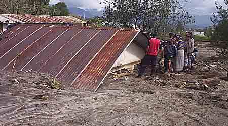 Fagbevægelsen gjorde en stor indsats da orkanen Mitch ramte Mellemamerika. Nu er det Perus fattige, der lider efter jordskælvet.