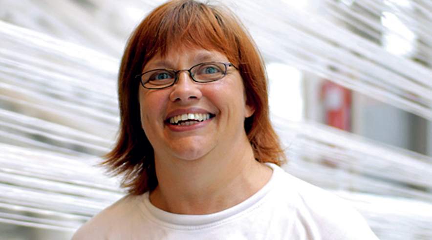 Det er svært at forestille sig, at dette virvar bliver til et fast glasfiberprofil. ((Foto: Lisette jensen))