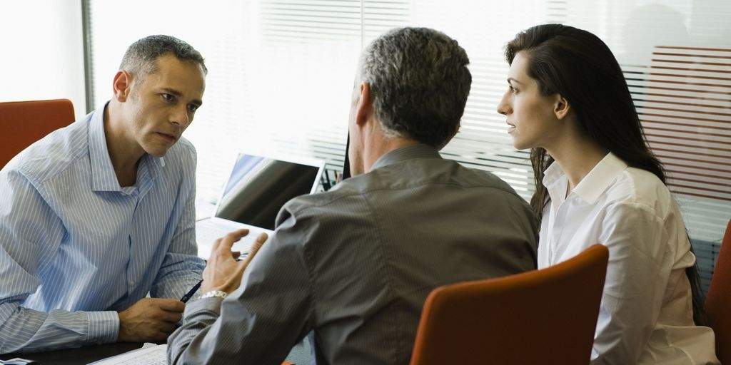 Arbejdsløse må til alvorlig samtale med deres bankrådgiver for at skære i dagligdagens udgifter, når de mister jobbet.  (Foto: Colourbox)