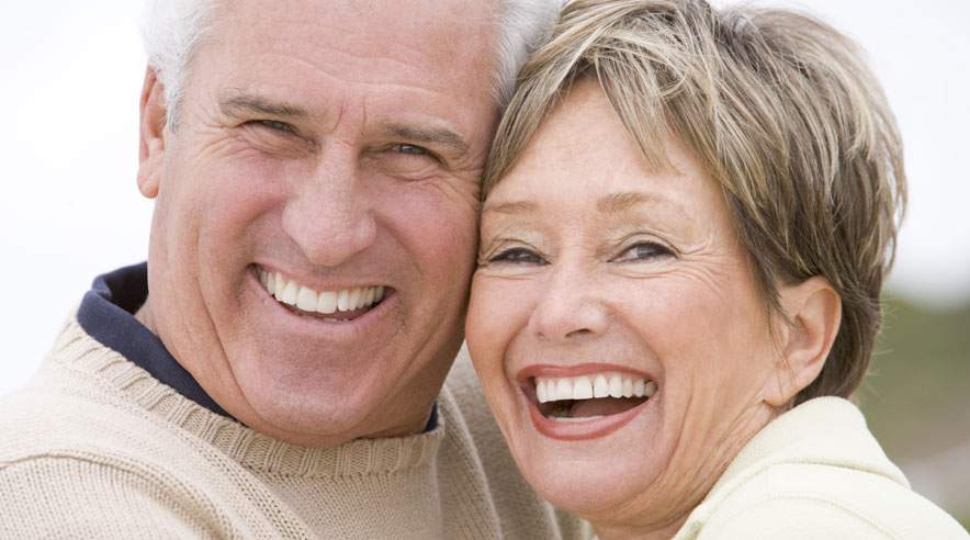 Hvis du har mulighed for at spare lidt ekstra op til pensionen, så gør det inden udgangen af 2011. Du kan nemlig lave en større indbetaling med fradrag i 2011 end næste år. (Foto: Colourbox)