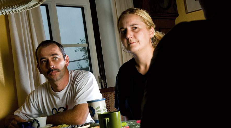 Katalin Reka Koszta og Teodor Sipos blev lovet au pairjob på  Leerbæk Skovgods - i stedet blev de sat til hårdt fysisk arbejde.