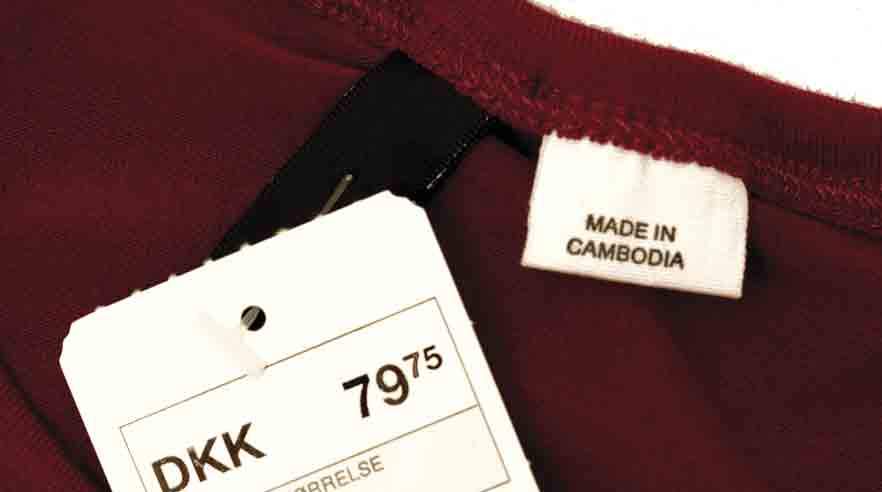 Afsløringen af børnearbejde, sulteløn og usle arbejdsforhold for syersker, der producerer tøj til Hennes & Maritz får flere politikere til at kræve mærkningsordning. (Foto: Søren Zeuth)
