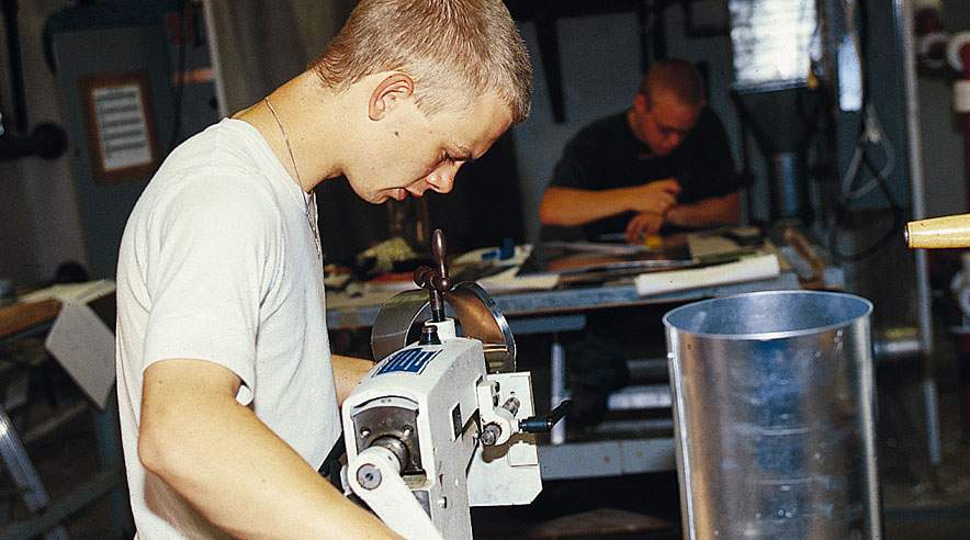 - Ordblinde på teknisk skole skal undervises i fagets ord og blive bedre læsere indenfor for eksempel murerområdet, siger læseforsker Carsten Elbro. (Artkivfoto)