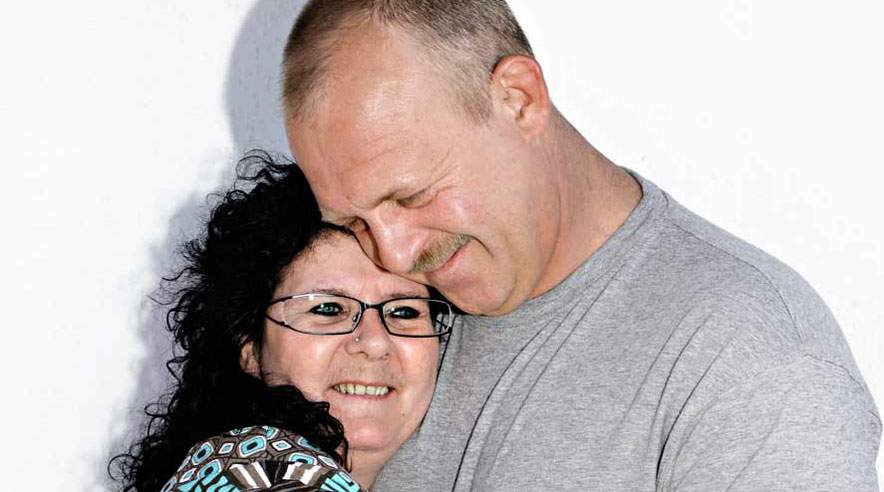 Jytte og Finn har hinanden - det vil de også gerne have papirer på, men økonomien er for stram, så det må vente. (Foto: Martin Bubandt)