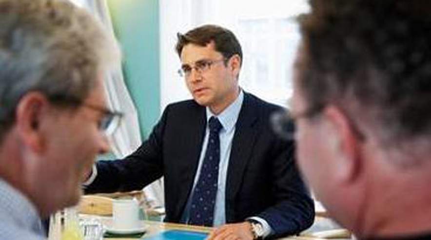 Økonomi- og erhvervsminister Brian Mikkelsen (C) lovede på et samråd i Folketinget, at der til foråret kommer en handlingsplan for det farlige giftstof PCB.