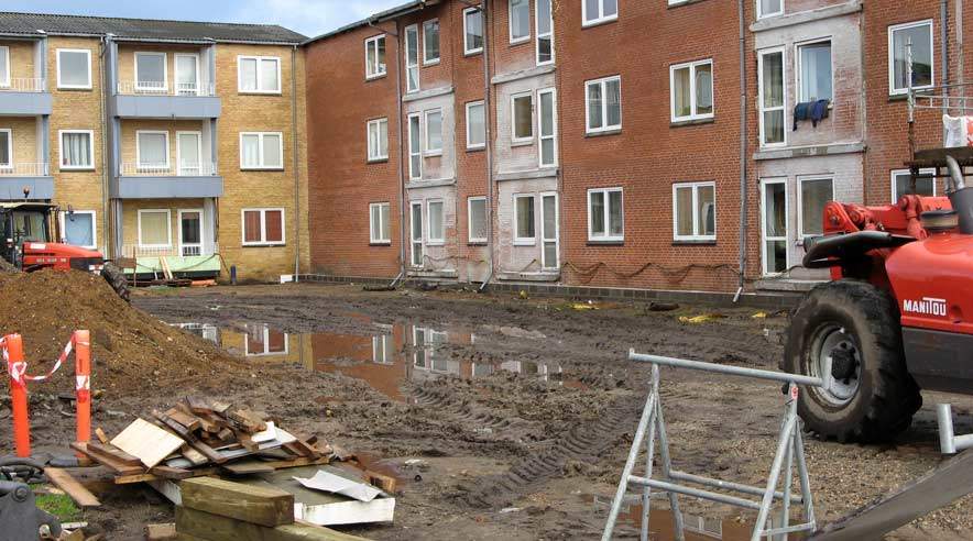 Boligselskabet Sct. Jørgen i Holstebro har fået påbud fra Arbejdstilsynet for ikke at opfylde sine pligter som bygherre. 