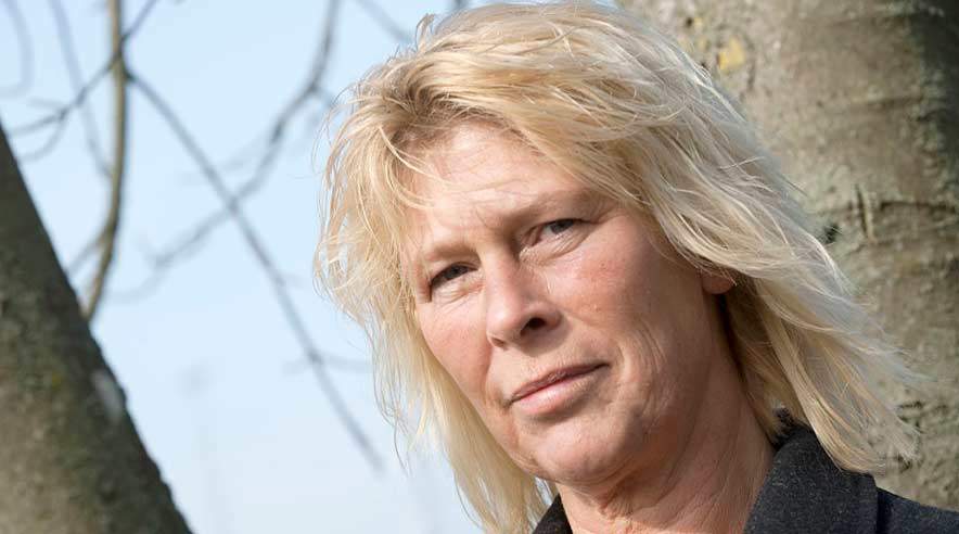 - Sagen kører konstant i hovedet. Jeg kender ikke fremtiden de næste mange måneder og er sat i stå. Jeg bliver ked af det over ingenting, siger Heidi Bloch, der må vente 32 uger på at få afgjort sin sag. (Foto: Lars Horn)