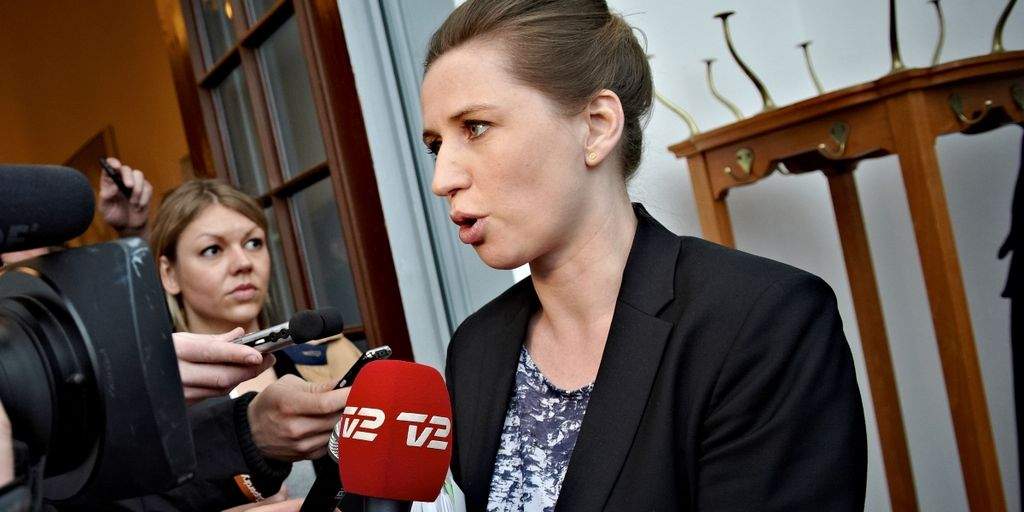 Ny vikarlov er et effektivt værn mod social dumping, der sker gennem brug af vikarer. Det påpeger beskæftigelsesminister Mette Frederiksen (S) i svar til Folketinget.