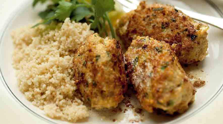 Nikolaj Kirks deller uden mel og vand. I stedet har kogt couscous taget over.  (Søren Zeuth)