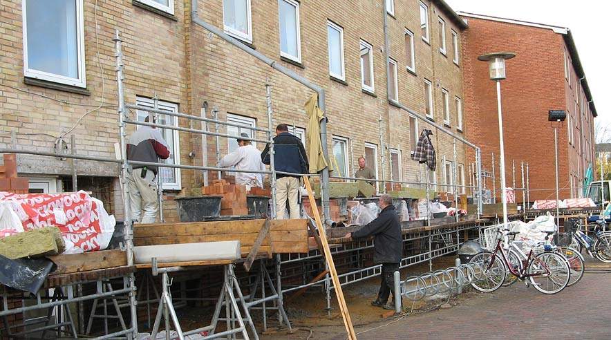 Reglerne for opmuring overholdes ikke af de tyske enkeltmandsfirmaer. Trods påbud fra Arbejdstilsynet. Derved påfører de danske firmaer og murere unfair konkurrence, mener 3F. (Privatfoto)