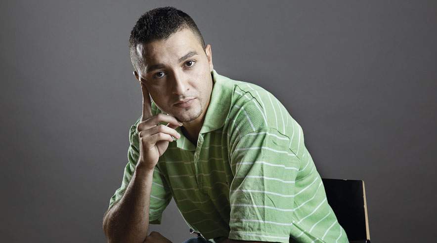 27-årige Ilker Güler var kokkeelev hos Restaurant Marco Polo i Odense. Her blev han snydt og truet med fyring, da han ville tage fri for at se sin døende far.      