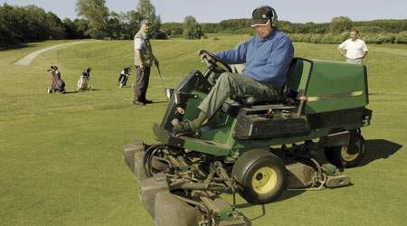En fyring af en greenkeeper koster Haderslev Golfklub 50.000 kroner.  (Arkivfoto)