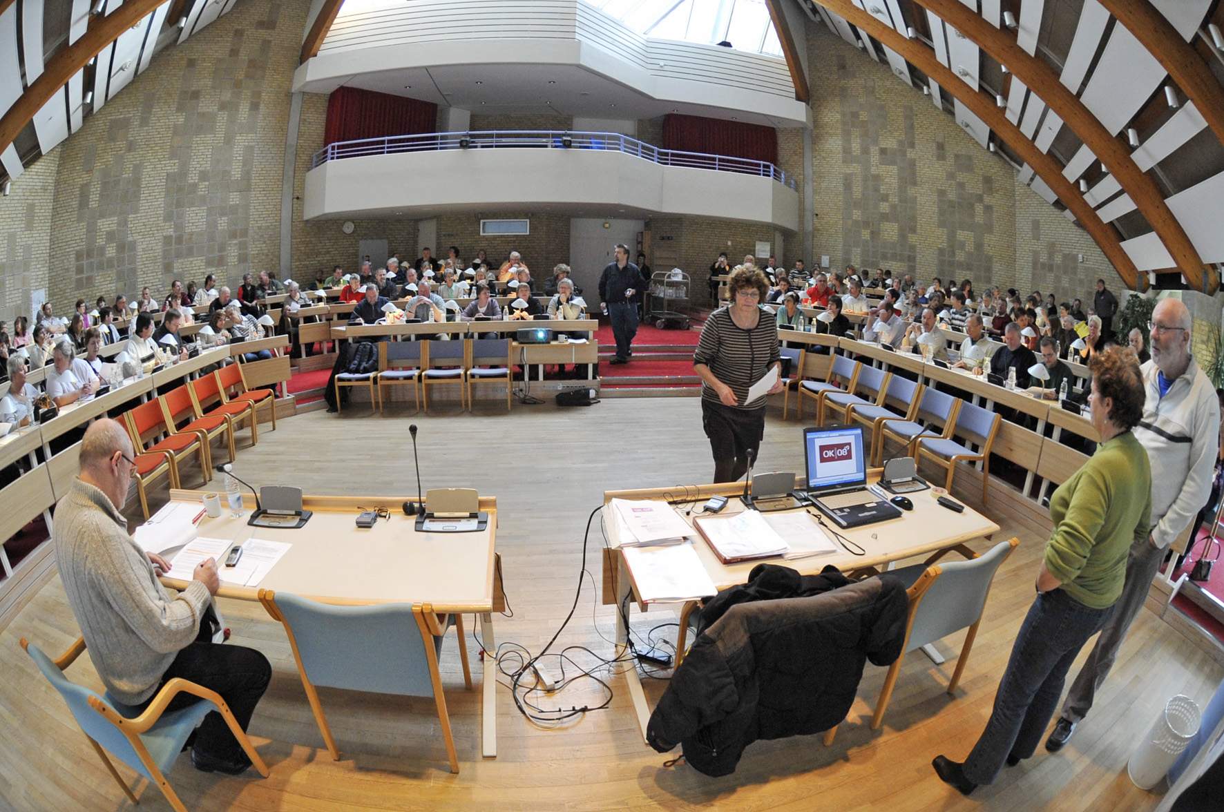 3F havde kaldt til stormøde på Sjælland for at orientere om overenskomstsituationen, mens statens forhandlere er samlet til forhandlingsmøde hos Finansminister Lars Løkke Rasmussen (V). 