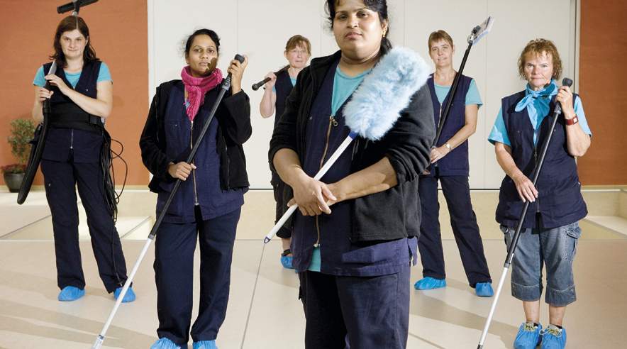 Blandt andre rengøringsassistenter i Middelfart Kommune er varslet ned i tid.  (Arkivfoto: Morten Schärfe)