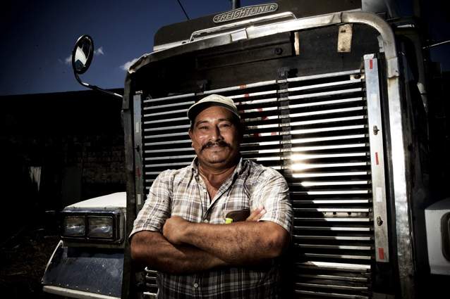  Jeg forstår ikke, hvorfor Mærsk er så afvisende, siger Hector Vasquez, formand for 300 chauffører, der kører for Mærsks datterselskab B.I.T. i havnebyen Puerto Cortés i det nordlige Honduras. Foto: Søren Zeuth
