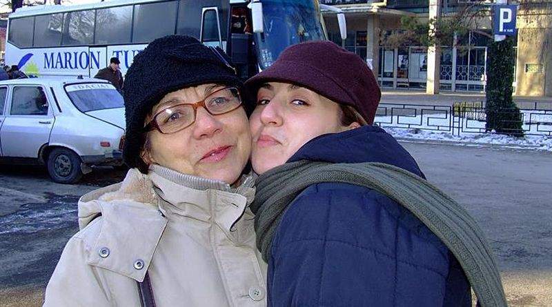 Blandt eleverne var 24-årige Dana Zaharia, som lod sig lokke til Borris Landbrugsskole med løftet om en international universitetsgrad. Hun var med bussen, som brød sammen to gange på turen fra Rumænien til Danmark. (Foto: Privat.)