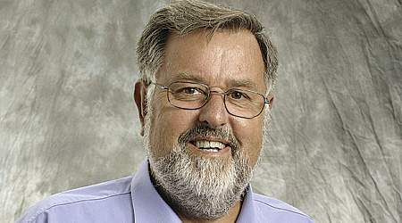 Vi konstaterer omgåelser af reglerne på en lang række felter og inden for så at sige alle forbundets organisationsområder, siger formanden for 3F's Byggegruppe, John Larsen, der står i spidsen for den nye koordinationsgruppe mod øst-plat.