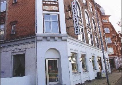 Odense Kommune fik at vide, at Jens Knudsen skulle ansættes i et rengøringsfirma med samme adresse som Ansgar Hotel (billedet), et af Jan Millings tre hoteller i Odense centrum. (Arkivfoto)