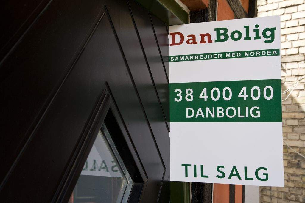 Krisen sætter sine spor. I oktober var der 423 tvangsauktioner mod 357 måneden før. (Foto: Colourbox)