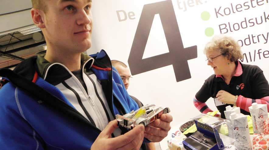 Claus Nielsen besluttede sig for to absolut trafiksikre valg, hvor risikoen for personskade er minimal. En Aston Martin og denne Tom K. Audi. Begge til racerbanen i herreklubben.