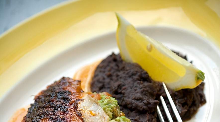 I Danmark har man i mange år ladet sig nøje med en meget ringe madkultur. Folk er tilfredse med lidt, når de spiser ude, og derfor klager få. (Arkivfoto: Søren Zeuth.)