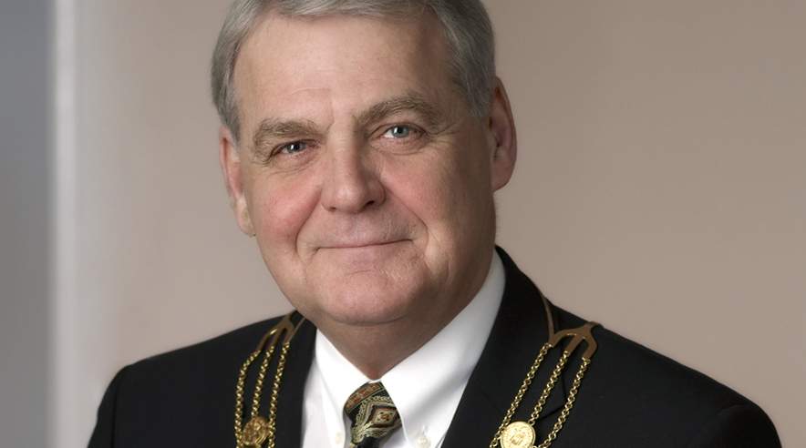 Borgmester i Greve Kommune Hans Barlachs (K) vil have undersøgt, hvem der reelt har gjort rent på skoler og i børnehaver i Greve Kommune. (Foto: Greve Kommune)