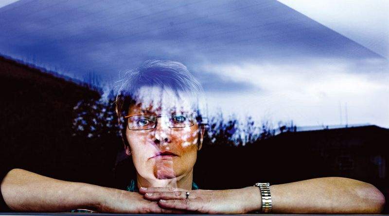 Næsten 30 års arbejde på Østbirk Bygningsindustri endte med en fyreseddel. Det blev begyndelsen på et liv i et stress-helvede for 51-årige Jytte Viola Halkjær. ((Foto: Thomas Yde))