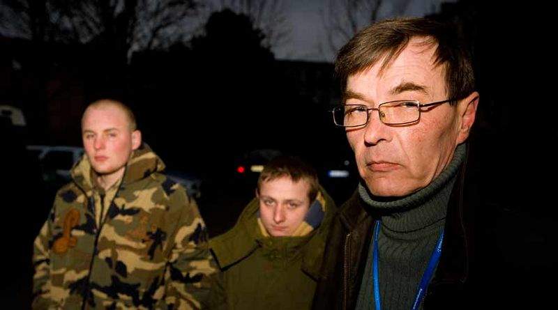 Adam, Adrian og Henryk blev snydt for mere end 40.000 kroner hver. - BRB løj for os, de stjal fra os og smed os ud, siger Adrian.  (Foto: Per Daugaard.)