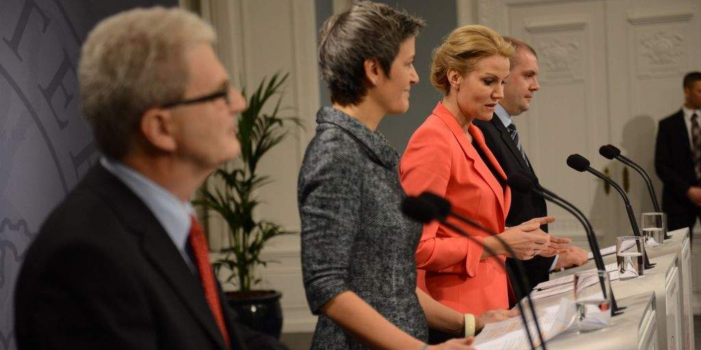 Regeringen har samlet bredt flertal for sin vækstplan, der skal skabe job. 3F efterlyser bred indsats for løsninger, der kan give job til ledige i tiden før vækstplanen slår igennem.