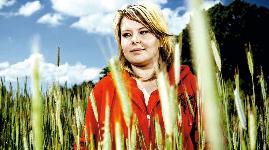 Henriette Debel blev som elev hos landmand på Esbjerg-egnen udsat for sexchikane. Han er i dag idømt fængselsstraf for sine krænkelser af den dengang kun 16-årige elev. Men der er nye sexanklager mod landmanden. (Foto: Robert Attermann)