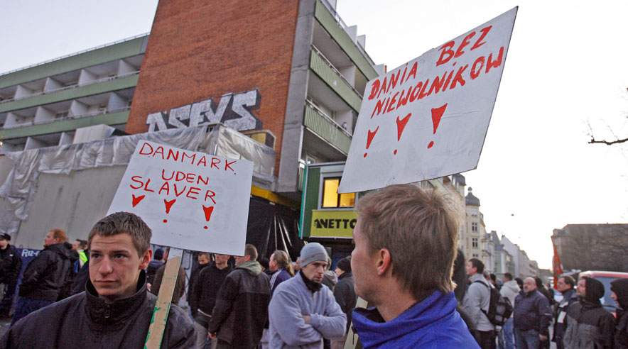 Byggefagenes Samvirke holdt torsdag demonstration og blokade ved en stor byggeplads på Vesterbro, hvor det polske firma Gal-Met renoverer forretninger og boliger.