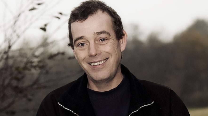 Peder Rosted Pedersen blev opereret ca. seks uger efter han ringede til PensionDanmarks telefonrådgivning og fik råd og vejledning om behandling for sin dårlige hofte. (Foto: PensionDanmark)