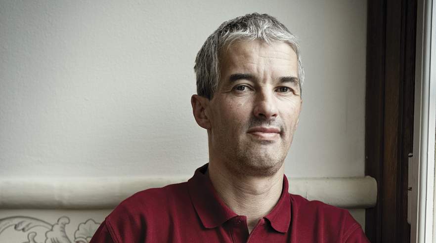 - Regeringen har længe benægtet, at uligheden skulle være et problem. Nu bliver det fastslået af ledende læger og forskere, at uligheden giver udslag i helbredsproblemer og tidlig død. Det skal vi altså have gjort noget ved, siger Enhedslistens Jørgen Arbo-Bæhr.
 (Foto: Tine Harden)