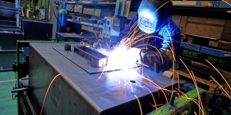 Der kan blive jobfest i Aars, efter Dania er blevet opkøbt af amerikansk gigant. (Foto: Colourbox)