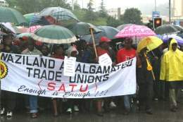 Demonstrationer for demokrati i Swaziland mødes med forbud og anholdelser.