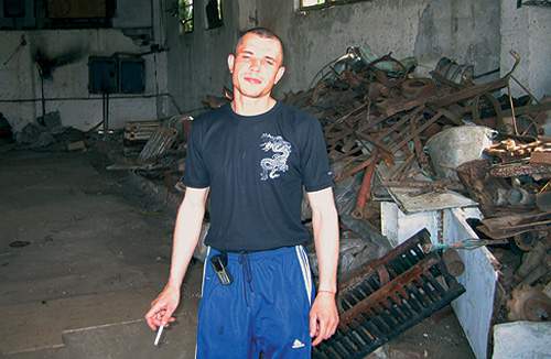 Oleh Troshchenko lever nu af at sælge skrot i Ukraine.