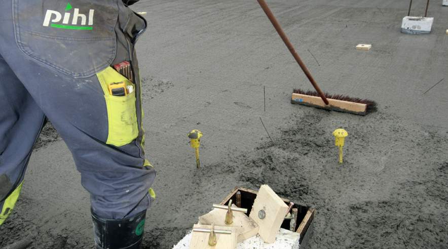 De nærmeste udsigter for byggeriet er dystre, siger AE. Erhvervsbyggeriet styrtdykker . (Foto: Harry Nielsen)