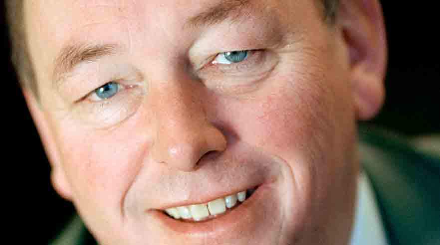 - Vi har stadig 138.000 fuldtidsledige, fordi man ikke sørger for at opkvalificere folk til de job, der er. Hele arbejdsmarkedssystemet er blevet indrettet til at hjælpe folk til selvhjælp og CV-skrivning i stedet for at anvise dem job, siger LO-sekretær Harald Børsting. (Foto: Thomas Tolstrup)