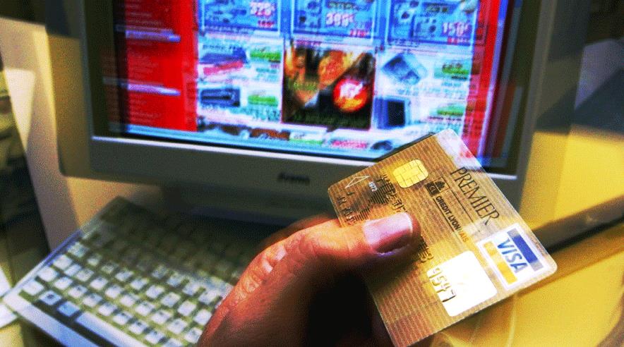Brug helst et internationalt kreditkort, når du handler på nettet. (Colourbox)
