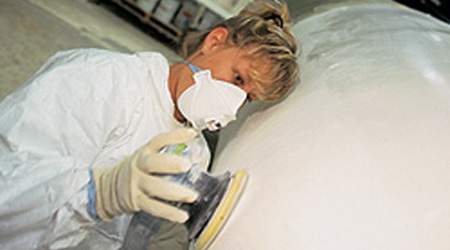 Selvom arbejdstiden på papiret blev forkortet fra 39 til 37 timer i 
perioden 1987 til 2001, steg den reelle arbejdstid.