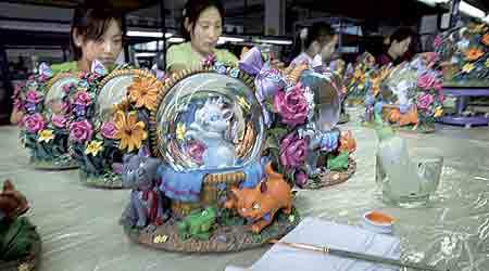 Verdensbanken mener, at Kina og Colombia er forbilleder på arbejdsmarkedet. 
Det giver dansk kritik. (Foto: Søren Zeuth)