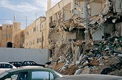 Israelerne har farte hårdtfrem militært mod palæstinenserne. Her ses det nu forhenværende hovedkvarter for PLO i Ramallah.