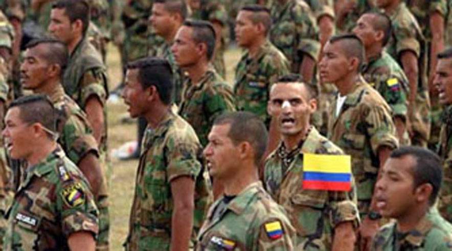 Paramilitære står bag mord på tusindvis af fagligt og politisk aktive i Colombia.